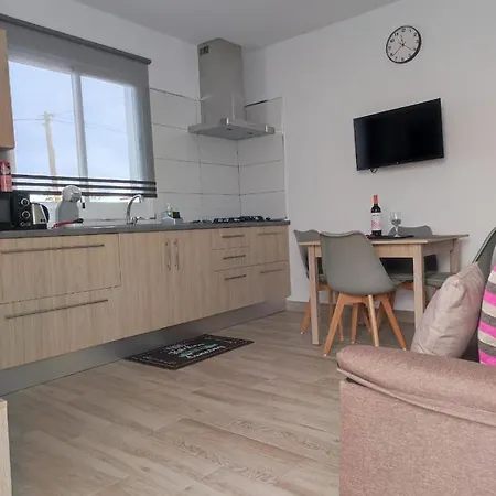 Casa Piramide 3. Terraza Wifi Y Parking Privado 度假居 伊科德·德·洛斯·维诺斯