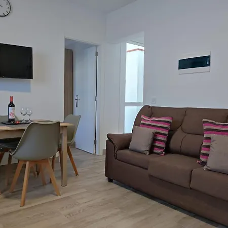 Casa Piramide 3. Terraza Wifi Y Parking Privado Ferienhaus