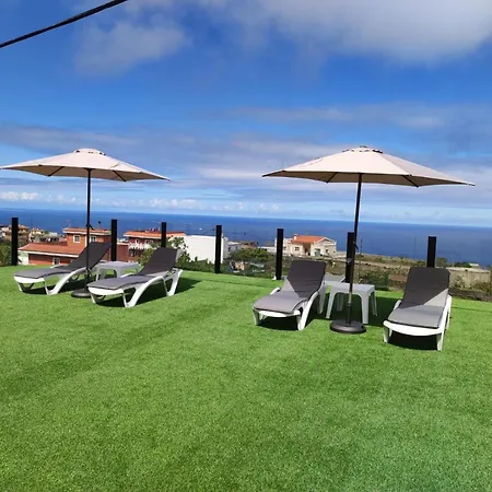 Casa Piramide 3. Terraza Wifi Y Parking Privado Holiday home